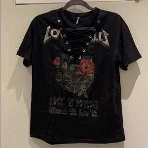 Graphic tee with lace-up v-neck